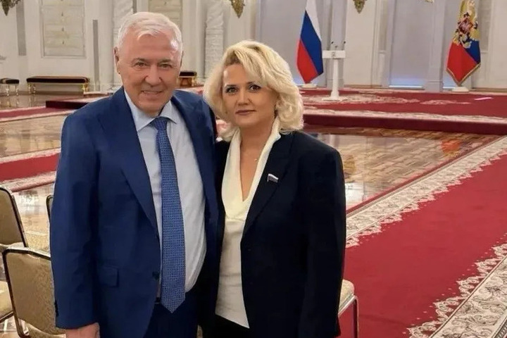 Глава Чувашии поздравил Аксакова и Салаеву с назначением на посты в Госдуме