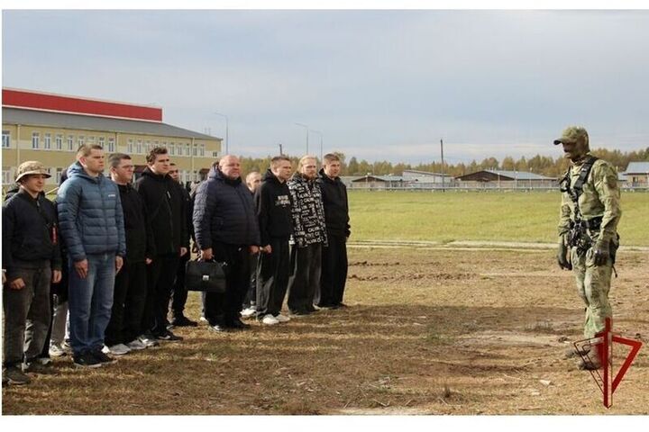 Смоленские Росгвардейцы на базе «Меркурия» провели «День призывника»