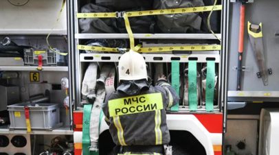 Спасатели локализовали пожар на территории строительного магазина в Химках