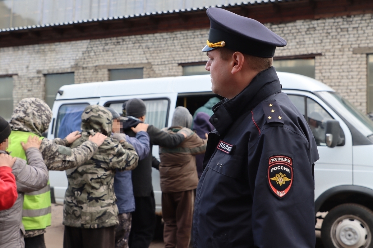 На Бору с помощью дрона выявили 33 нарушителя миграционного закона