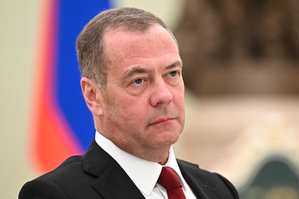 Медведев высказался о панике Зеленского из-за отсутствия разведданных от США