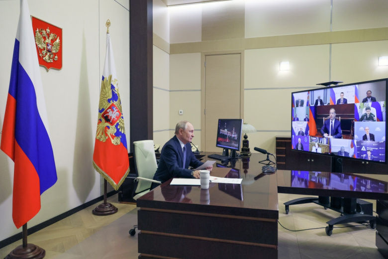 Путин заявил об активном внедрении сервисов на основе ИИ