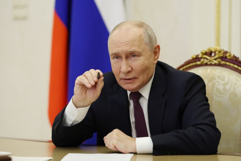 Путин заявил о выходе киберугроз на новый уровень