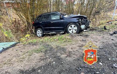 В Чехове в ДТП с двумя машинами погиб человек