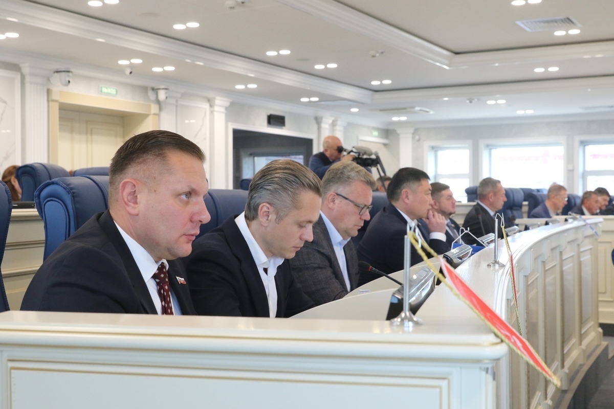 В ЗакСе Ленинградской области согласовали состав 14 постоянных комиссий