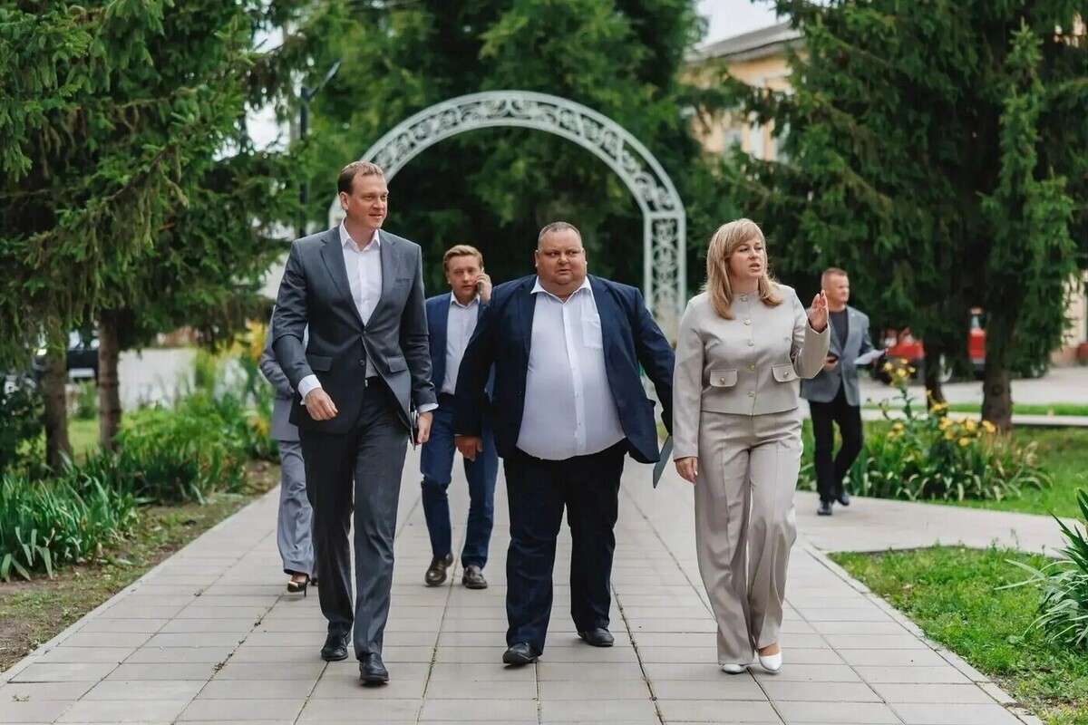 Павел Малков оценил изменения общественных пространств в Шацке