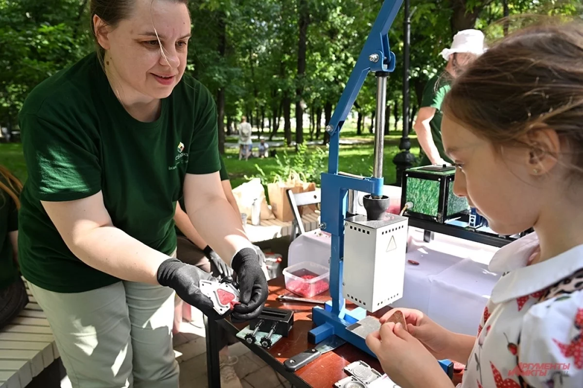 Работа исцеляет. Социальный маркетплейс помогает особенным москвича
