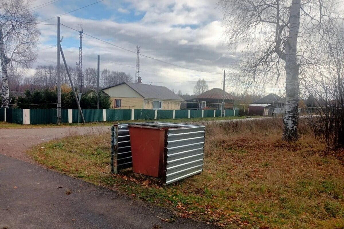 В селе Нарга установили новый контейнер для мусора после обращения жителя