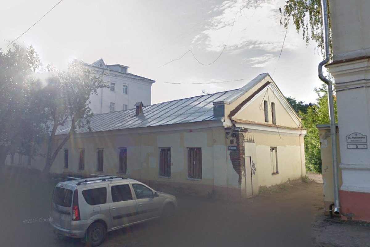 В Ярославле застройщик продолжает доказывать, что снес не памятник архитектуры
