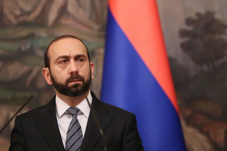 Мирзоян допустил обмен бывшими анклавами между Азербайджаном и Арменией