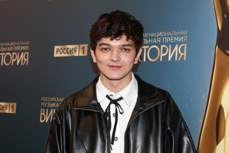 Автор хита Успенской потребовала с рэпера Akmal деньги за песню