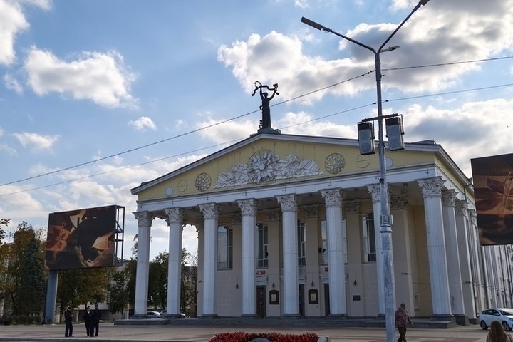 Белгородцев предупредили об опасности перекупщиков билетов в драмтеатр