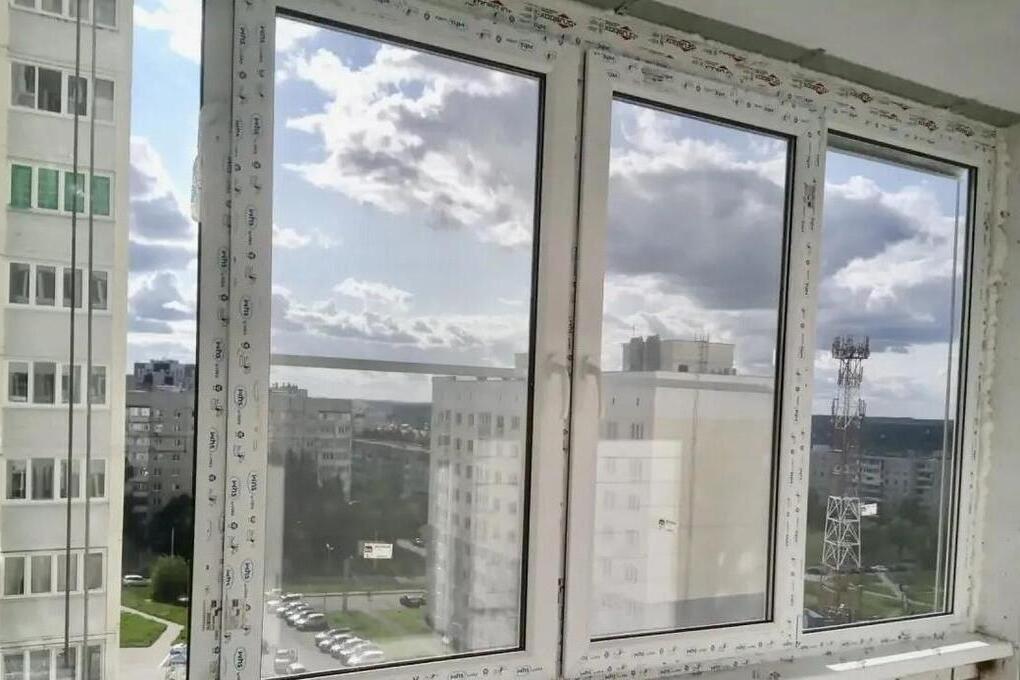 В Орле восстановили окна и балконы в пострадавшем от беспилотника доме