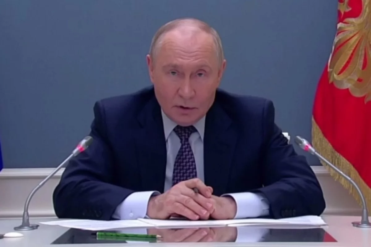 Путин предупредил о рисках привлечения иностранного финансирования