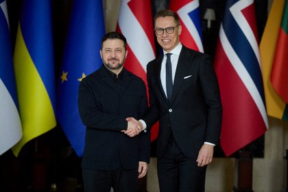 Журналист сообщил о беседах Зеленского с президентом одной страны на фоне ссоры с Трампом