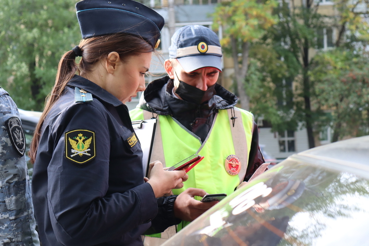 В Самарской области водители погасили долги по штрафам после ареста машин