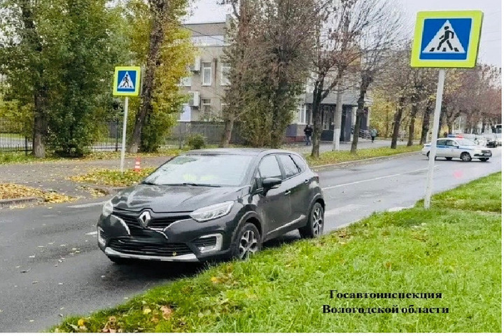 Перебегающего дорогу мальчика сбили в Череповце на проспекте Строителей