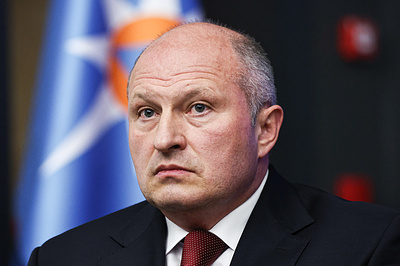Куренков поздравил курсантов университета ГПС МЧС РФ в Петербурге с присягой