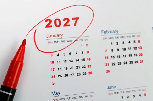 Новогодние каникулы 2027: как отдыхаем и когда на работу