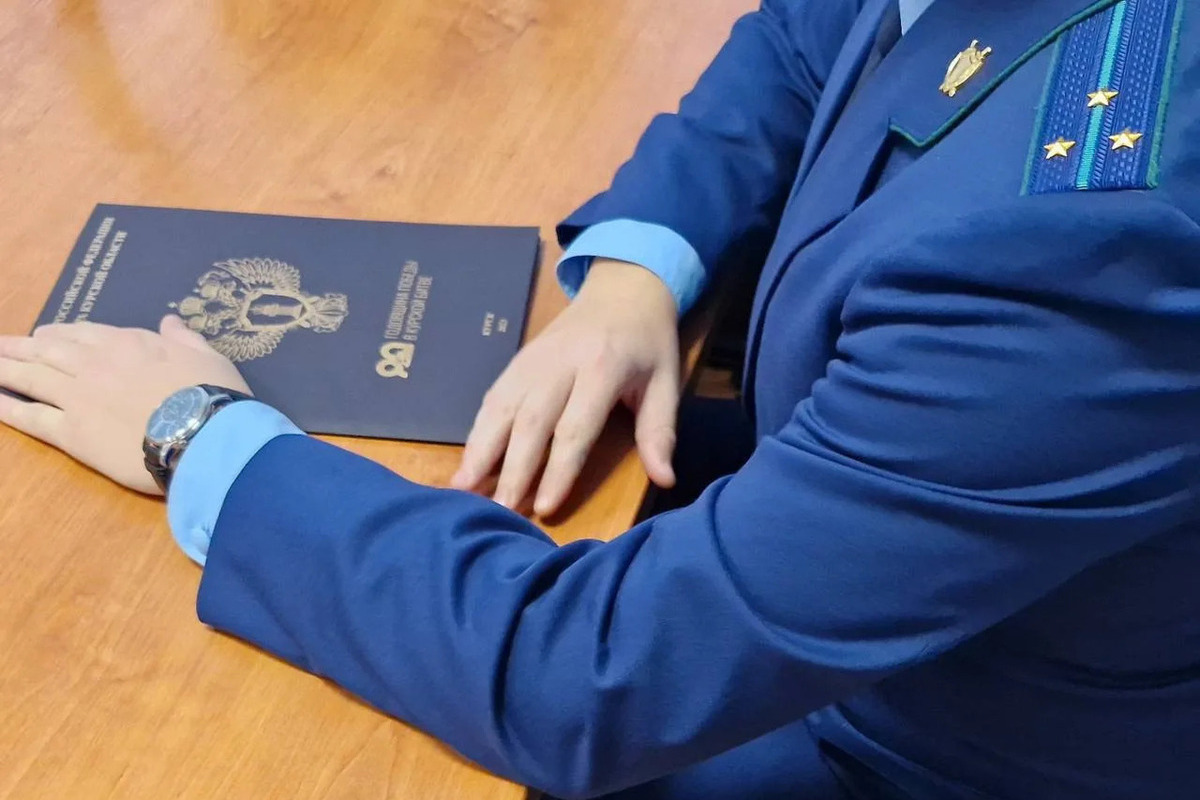 Под Курском виновный заплатит за травму девочки на сломанных качелях