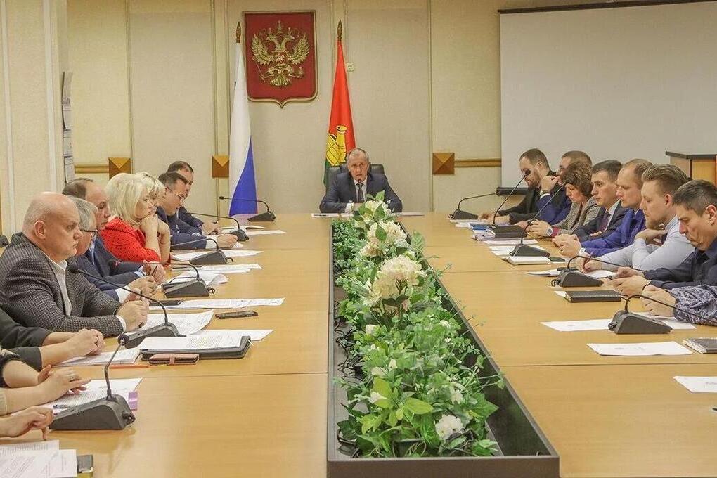 В Брянске усилят профилактику вовлечения подростков в терроризм