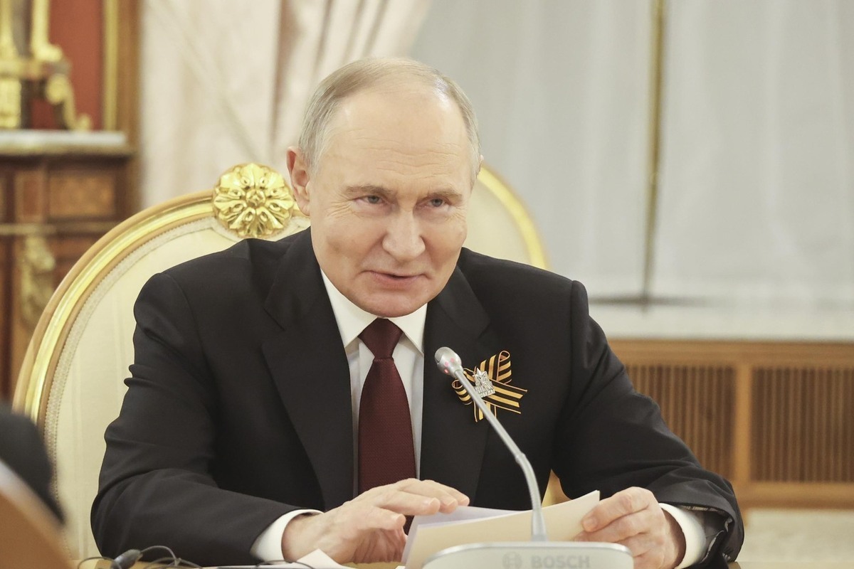 Владимир Путин заявил о наступлении российских войск