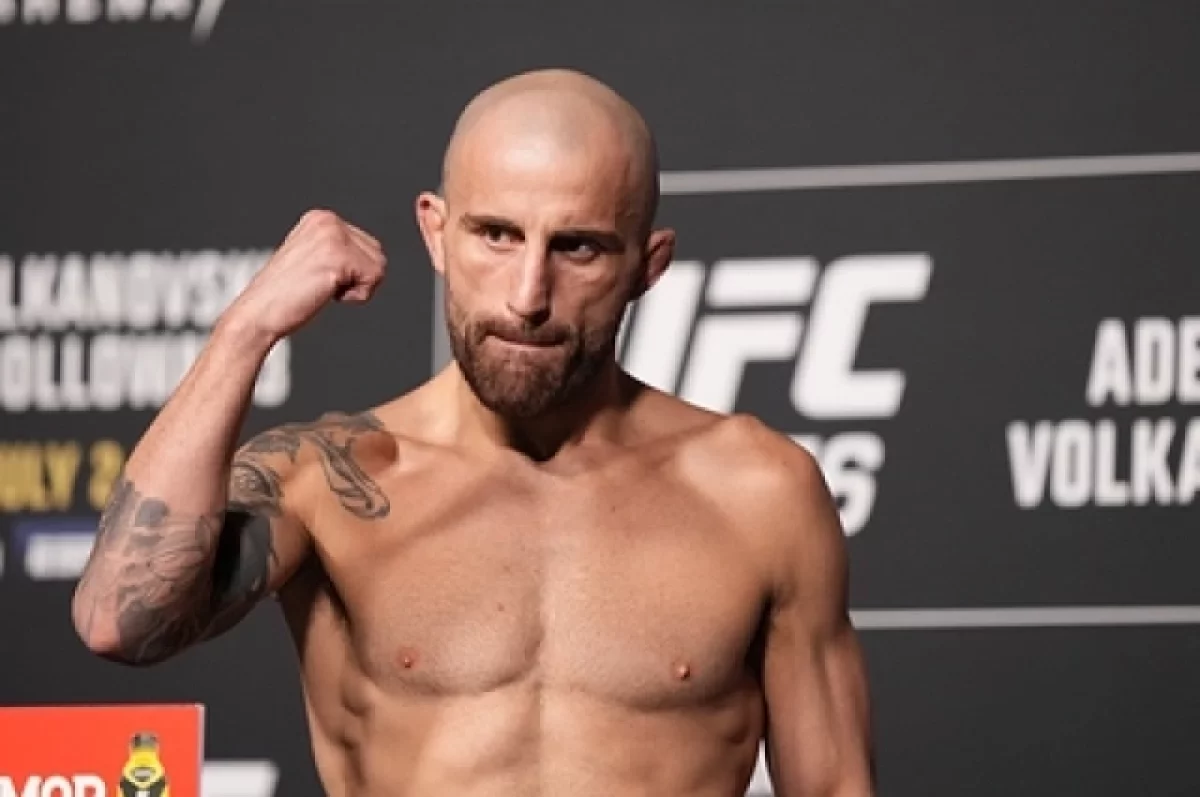 Волкановски назвал самого опасного бойца полулёгкого дивизиона UFC