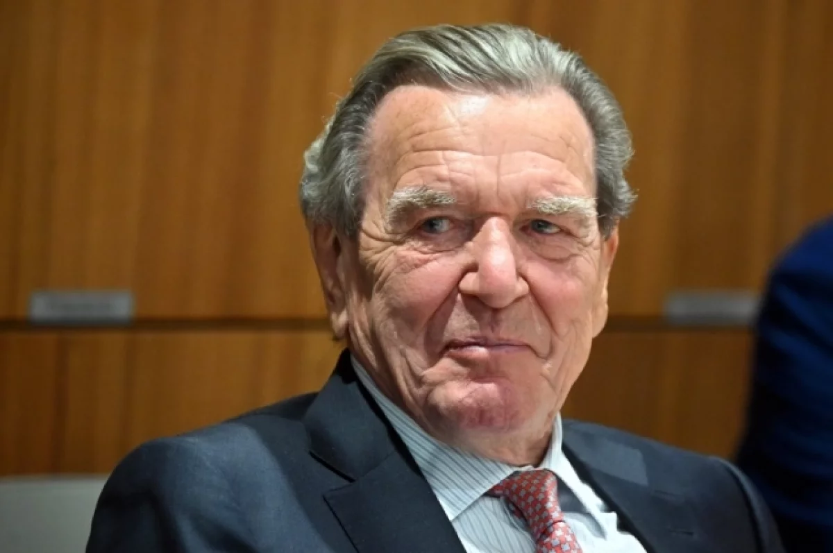 Шредер: в конфликте России и Украины проиграла Европа