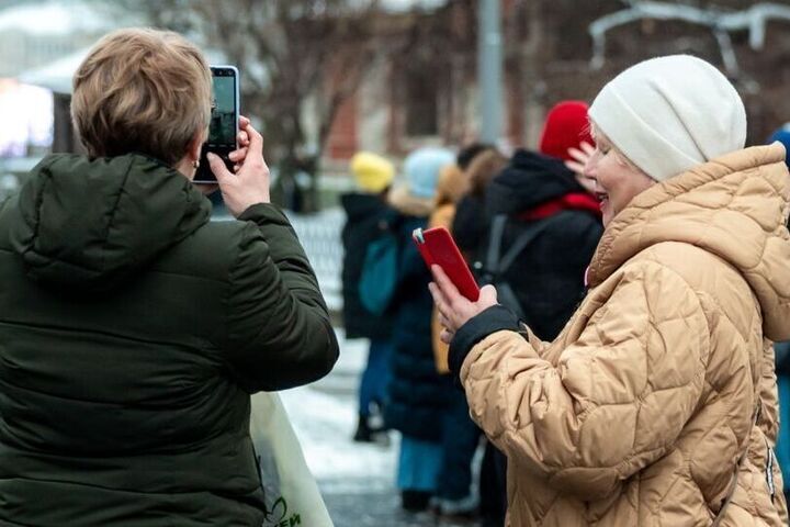 В Челябинске насчитали более 1200 станций для зарядки телефонов