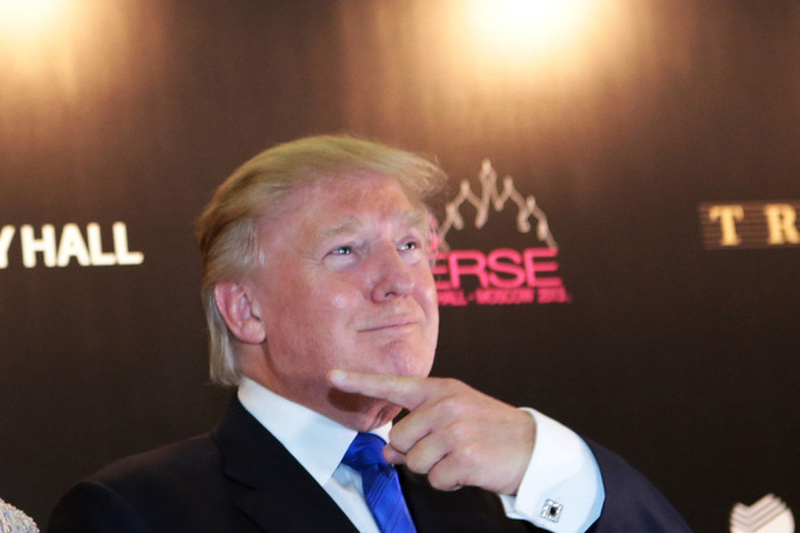 Трамп рассказал, зачем наносит себе макияж
