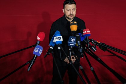 Зеленского призвали не путать Европу с банкоматом