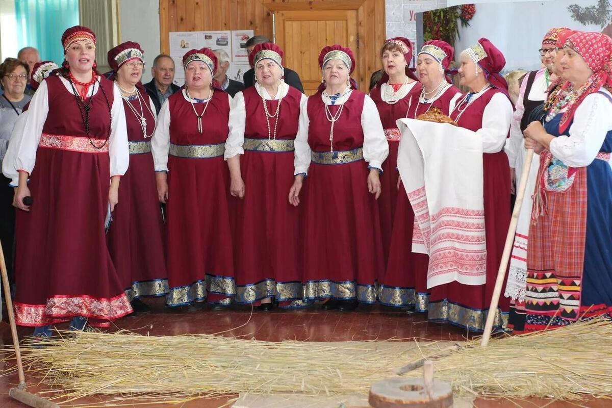 В Пестовском округе прошел межмуниципальный фестиваль в честь Дня хлеба