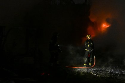 На «Петербургском нефтяном терминале» начался пожар после атаки БПЛА