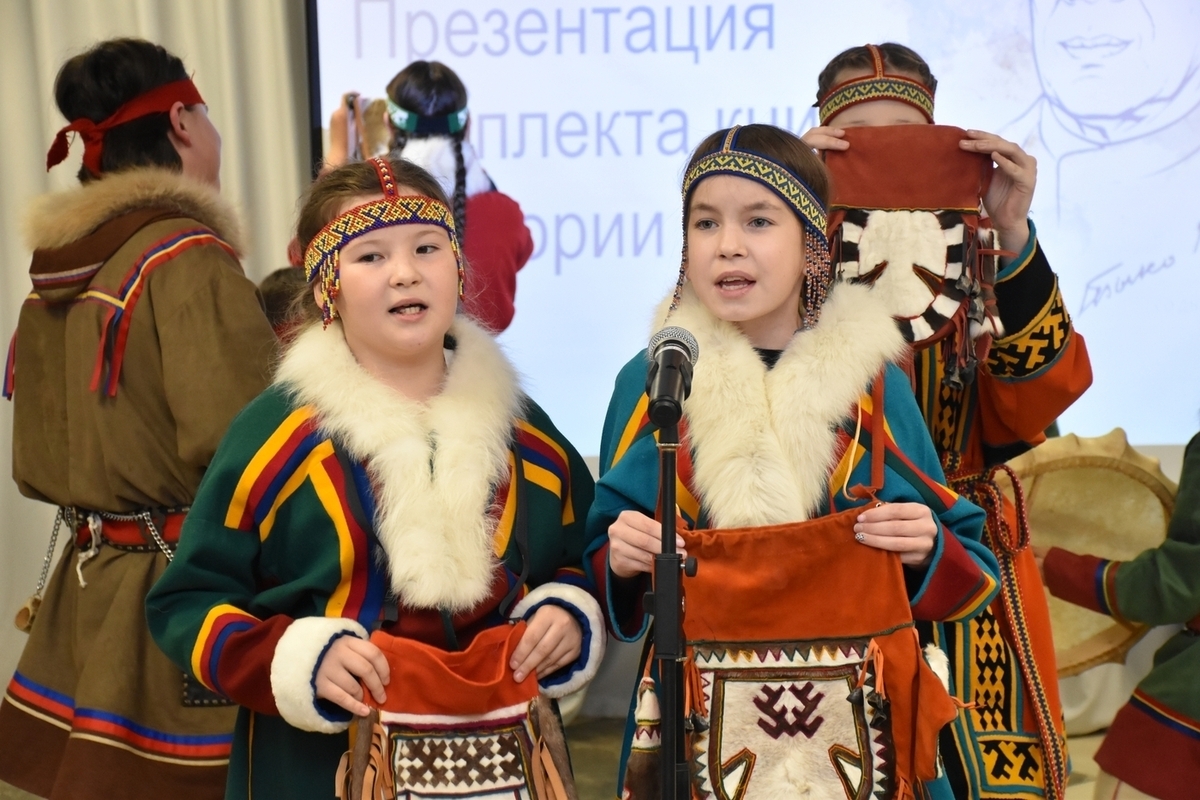 К 140-летию Тыко Вылки для детей издали книгу-панораму