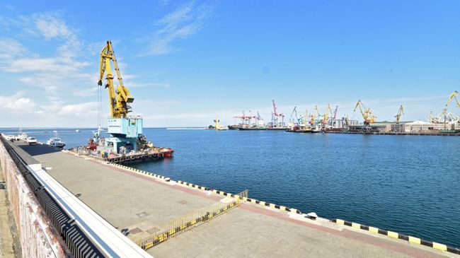 В порту Одесса поразили сухогруз ВСУ