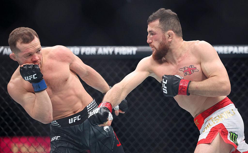Петр Ян проведет третий бой за титул UFC против Двалишвили