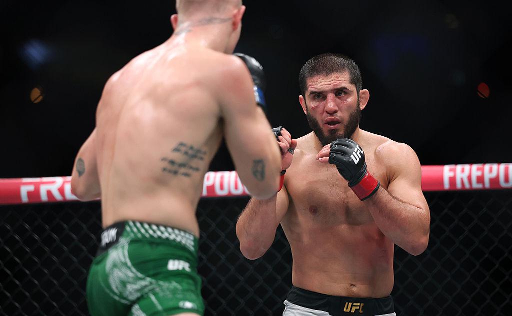 Махачев назвал защиту титула UFC, возможно, самым тяжелым боем в карьере