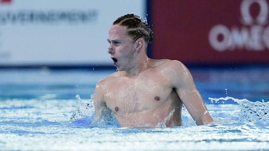Россиянин Захар Трофимов выиграл золото на ЧМ по синхронному плаванию