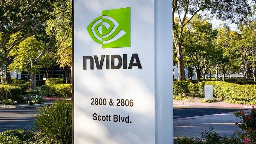 Nvidia урезала финансовую гарантию OpenAI вдвое — с $250 до $120 млрд