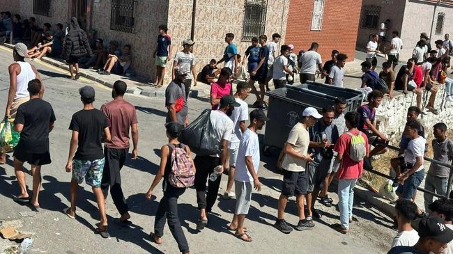 В Сеуте почти шесть тысяч мигрантов обратились за медпомощью