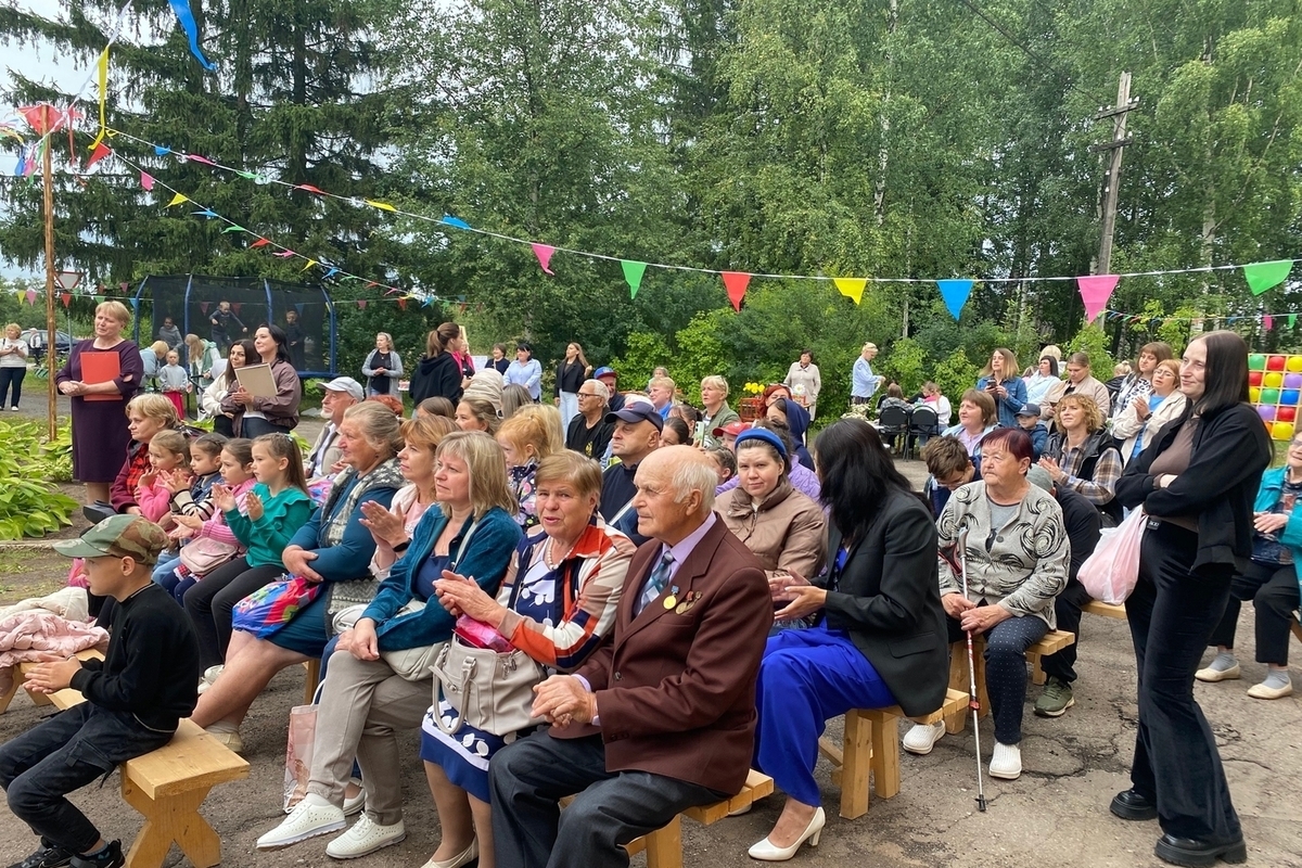 Жители Передок весело и задорно отметили 462-летие своего села