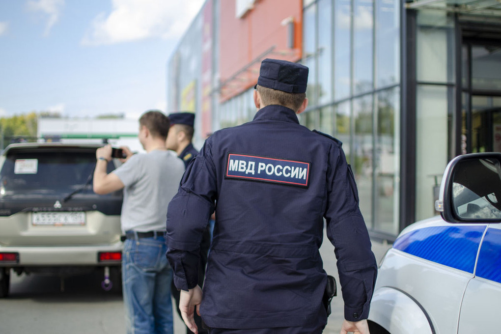 Прокуратура и СК проверяют гибель 20-летнего рабочего в Первомайском районе