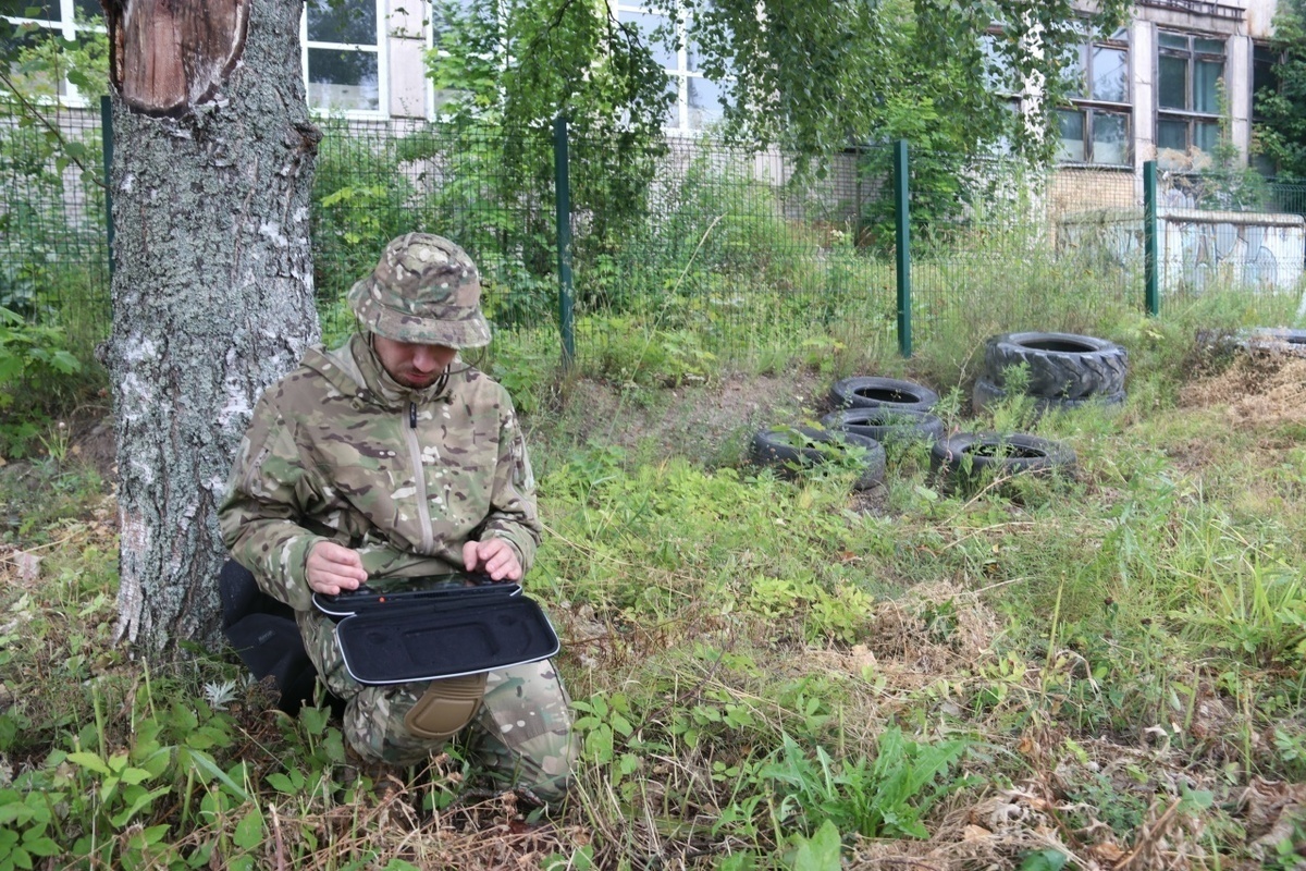 В Киришах в лагере имени Героя России Александра Соколова прошли военно-полевые учения