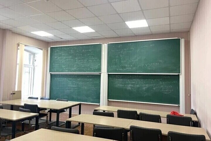 Конкурс в вузы Петербурга вырос в полтора раза и достиг 570 человек на место