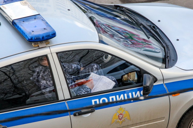 Подростки забрались на крышу храма и устроили забег