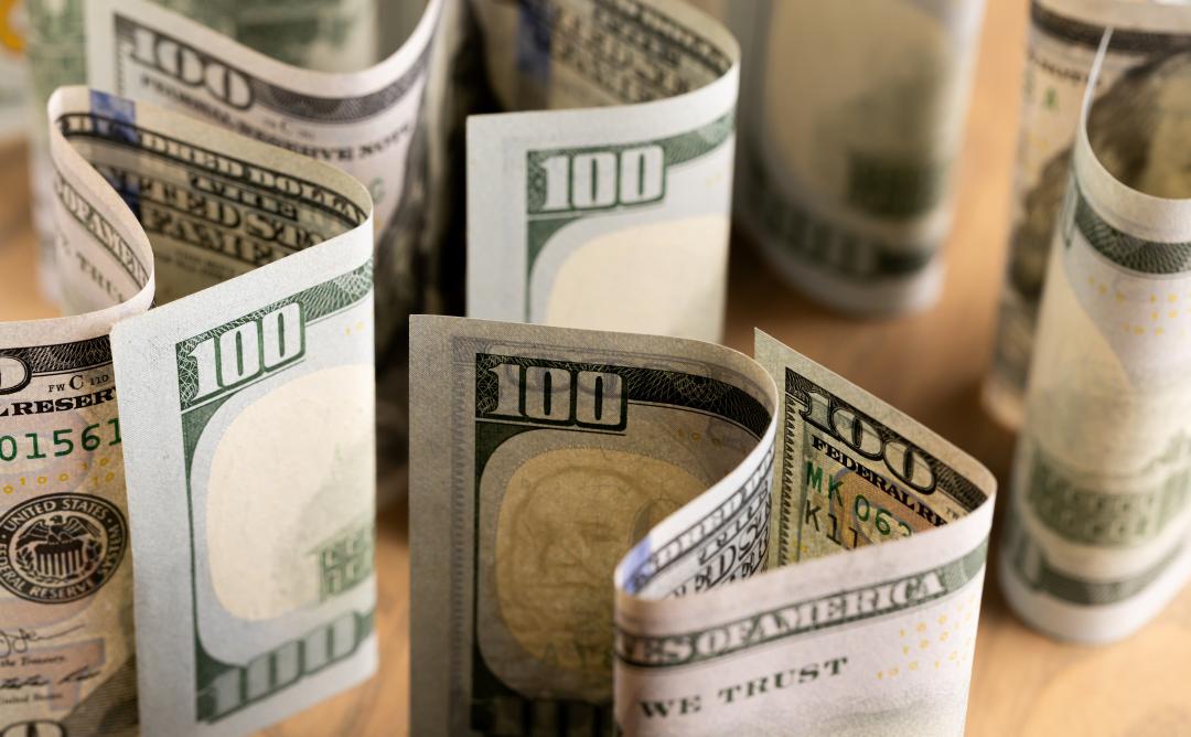 Курс доллара на рынке форекс превысил ₽86 впервые за пять месяцев