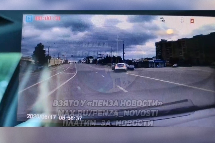 Стали известны подробности ДТП с BMW и Renault на улице Гагарина