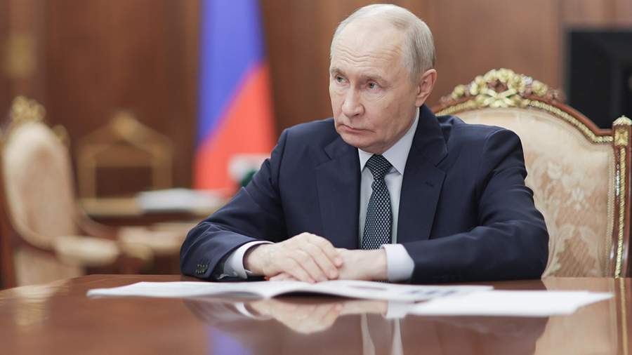 Путин обсудил с губернатором НАО Ириной Гехт развитие региона