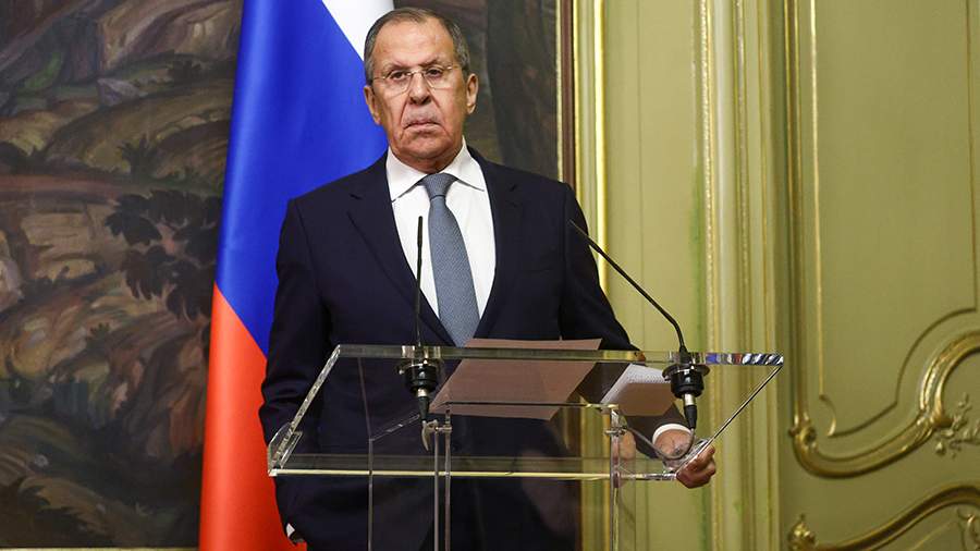 Лавров зачитал для японских коллег статью Устава ООН о принадлежности Курил к РФ