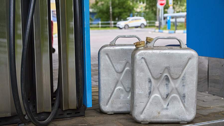 В Самарской области разрешат продажу бензина в канистры